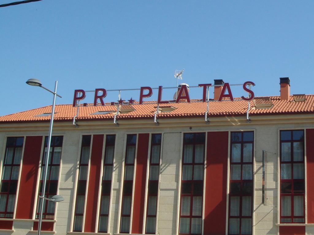 Pension Residencial Platas O Pedrouzo Exteriér fotografie
